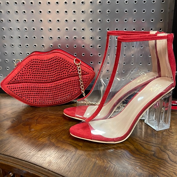 Heeled Ankle boots, and mini purse set - Picture 1 of 9